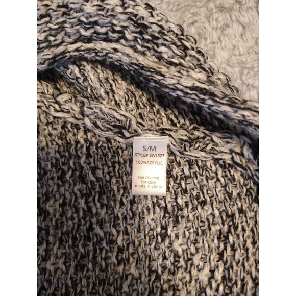 Active USA black & white multicolor wide sleeve small Cardigan - Picture 9 of 9